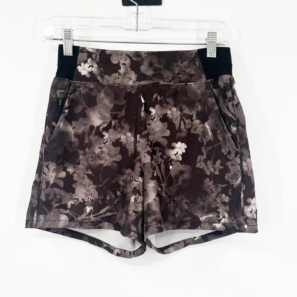 Athleta Brooklyn Shorts in Lumen Floral Black